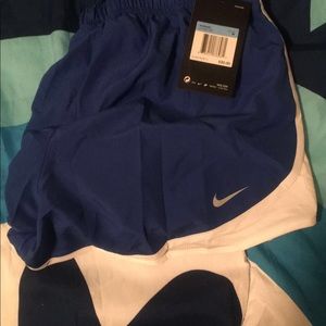 Nike short